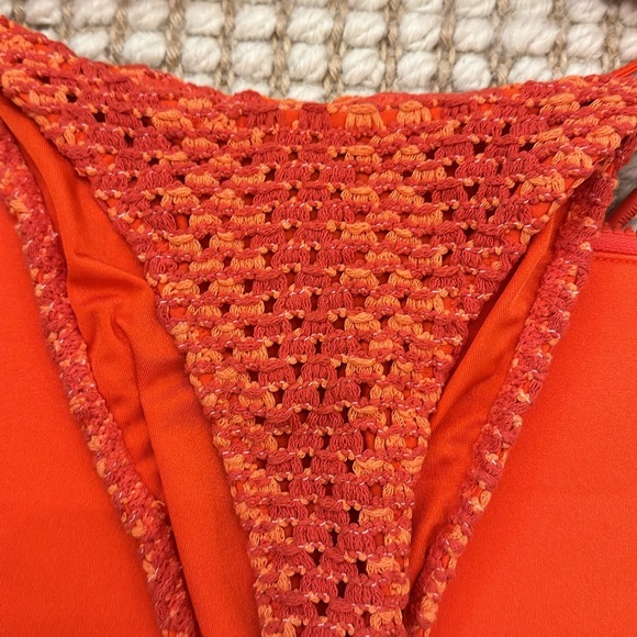 Triangl red/ orange crochet bikini - Picture 4 of 6